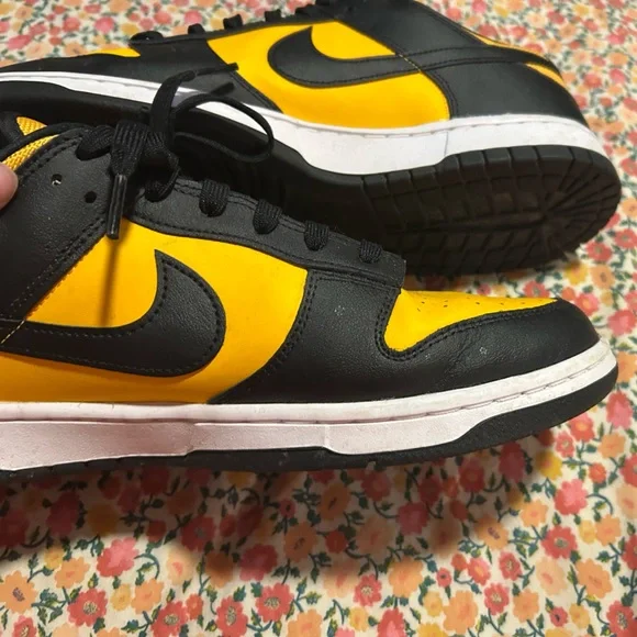 NIKE DUNK LOW ‘REVERSE GOLDENROD’